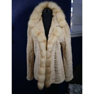 Stunning Buttercream Sheared Mink & Golden Sable Fur Coat Jacket